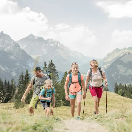 Gstaad Palace Luxury Hotel Switzerland Summer Hiking 25 72Dpi