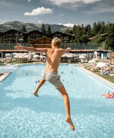 Copyright Gstaad Palace «PISCINE» 36 72 Dpi