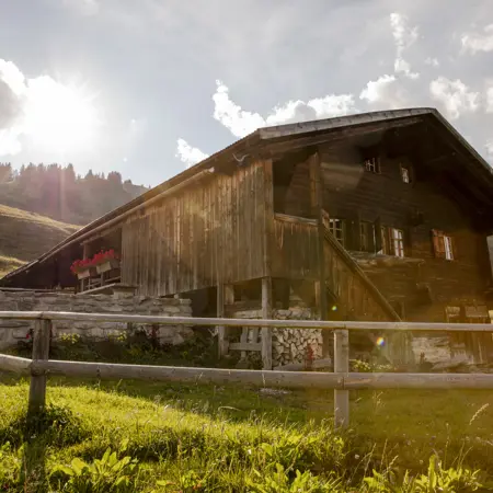 Copyright Gstaad Palace Walig Hut 300Dpi RGB