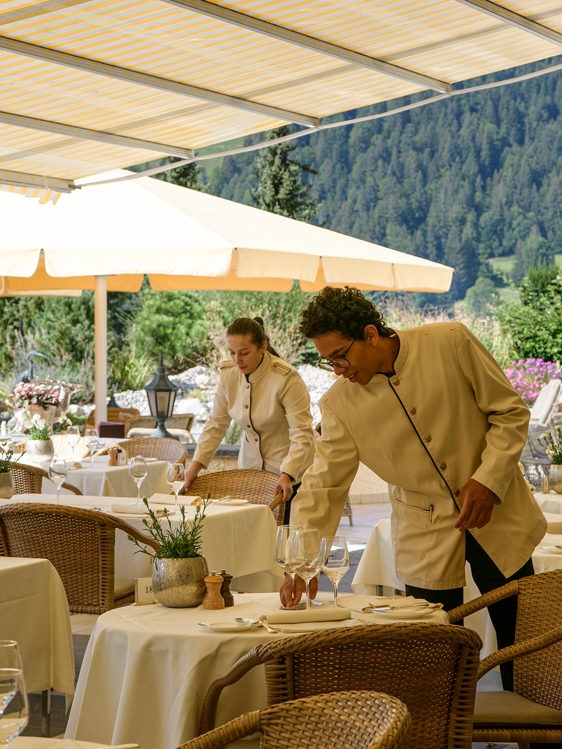Gstaad Palace Luxury Hotel Switzerland Restaurants 542276