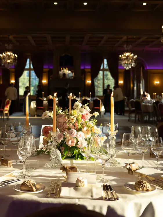 Copyright Gstaad Palace Melanie Uhkötter Event Set Up Salle Baccarat Wedding 9.09 1
