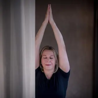 Copyright Gstaad Palace Photographer Melanie Uhkötter Ulrike Spitzer Yoga Teacher 72Dpi 2